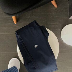 NWT Alo Yoga Leggings High-Waist Seamless Leggings - navy blue Leggings Size L